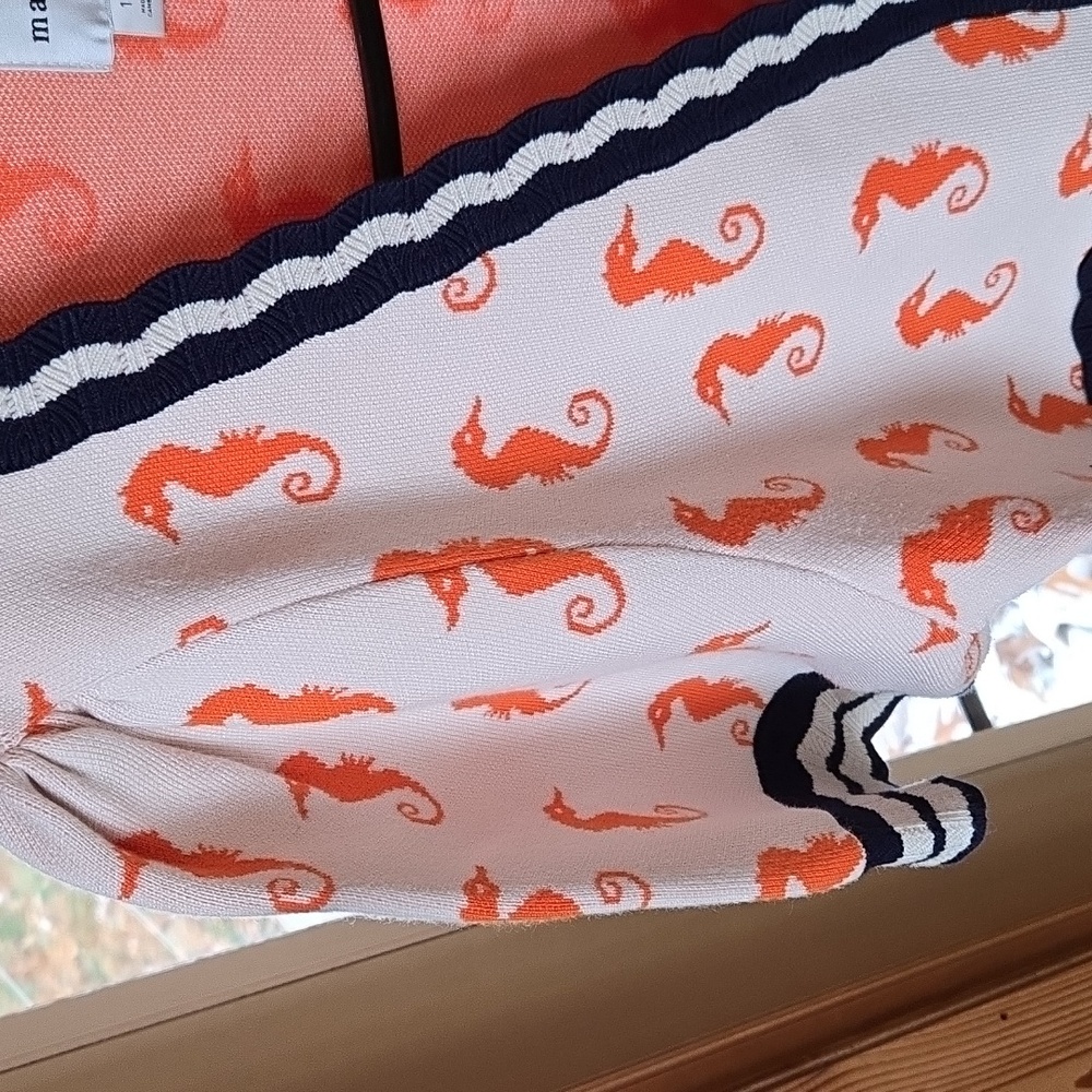 Maeve Vneck SSlv Cream & Orange Seahorses with Blue Trim Sz 1X Cardigan Sweater - Picture 8 of 16